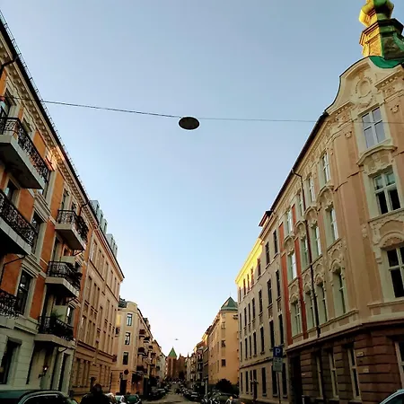 Full Soho Area Apartment